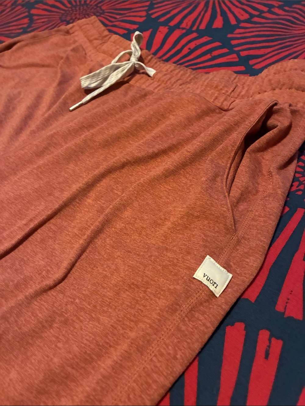 Vuori Coral Track Joggers with White Drawstring - Picture 2 of 4